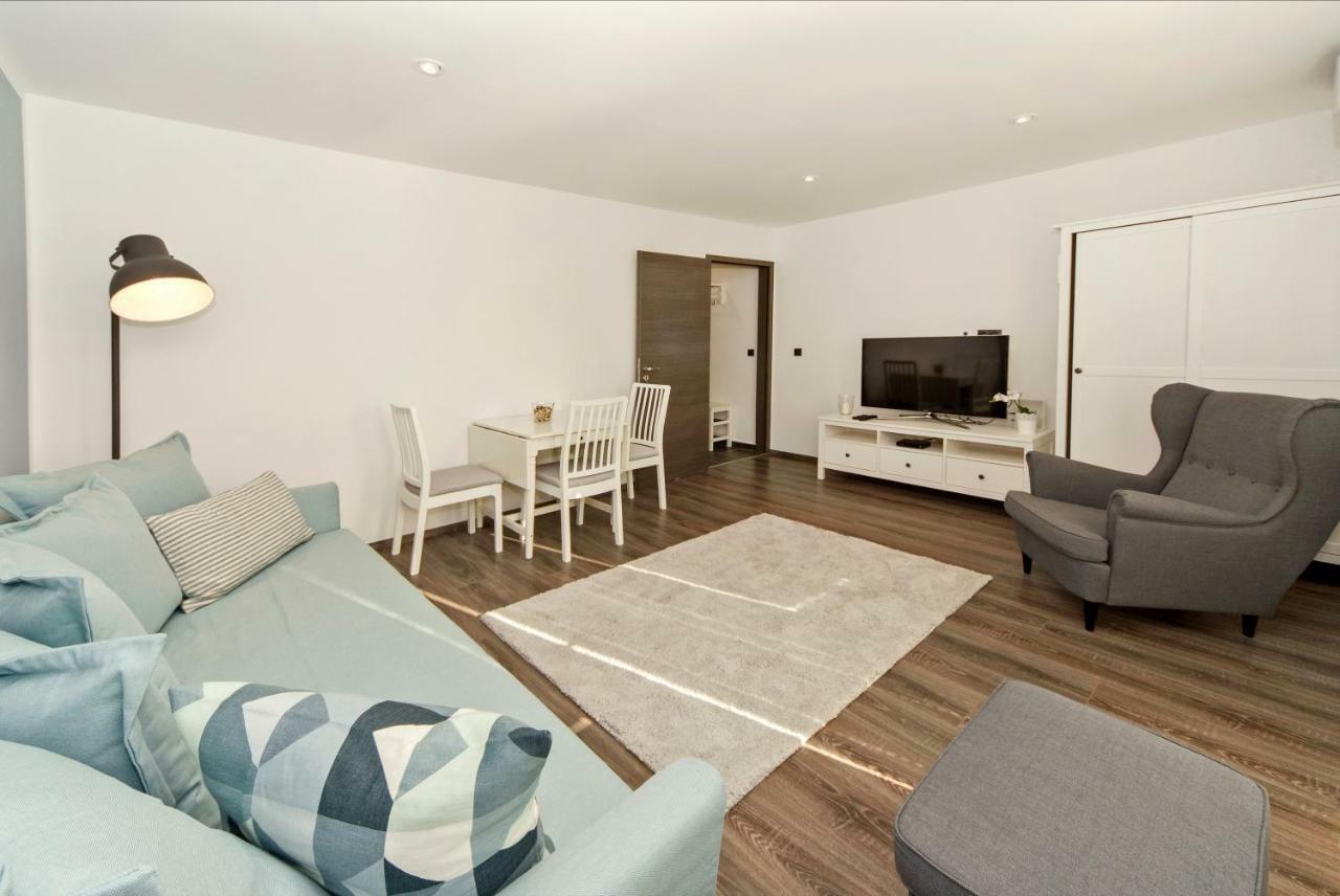 Res Apartman 埃格尔 外观 照片